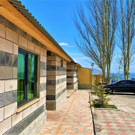 Arevik Verona - Отель на берегу озера с видом на Севанаванк Екстер'єр фото